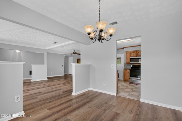 7422 DEEPWOOD Drive S, Jacksonville, FL 32244