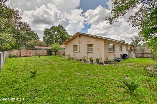 7422 DEEPWOOD Drive S, Jacksonville, FL 32244