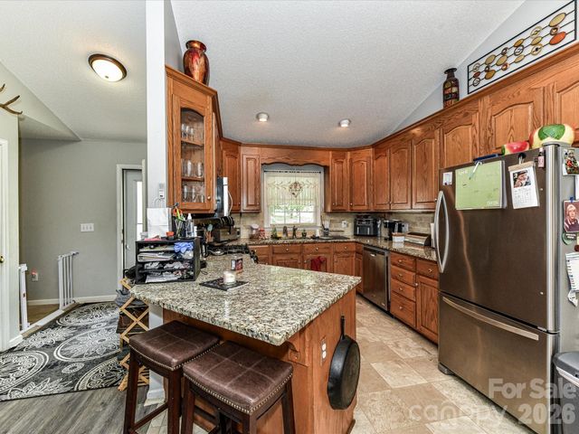 1472 Ridgewood Drive, Concord, NC 28027