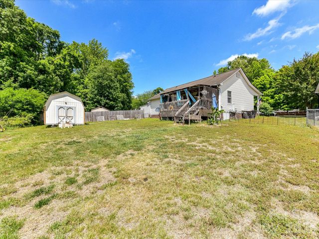 1472 Ridgewood Drive, Concord, NC 28027