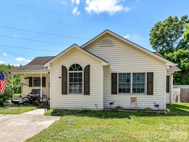 1472 Ridgewood Drive, Concord, NC 28027