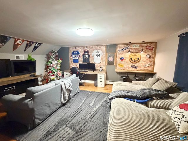 269 Academy Road, Cheshire, CT 06410