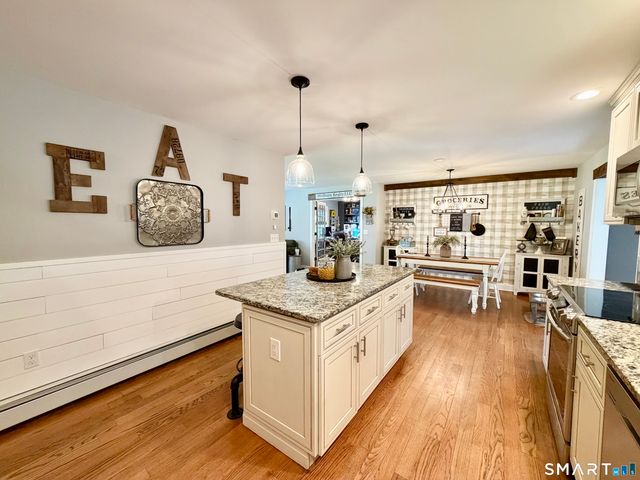 269 Academy Road, Cheshire, CT 06410