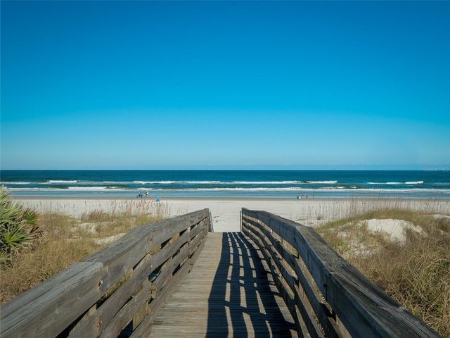 2014 N PENINSULA AVENUE, New Smyrna Beach, FL 32169