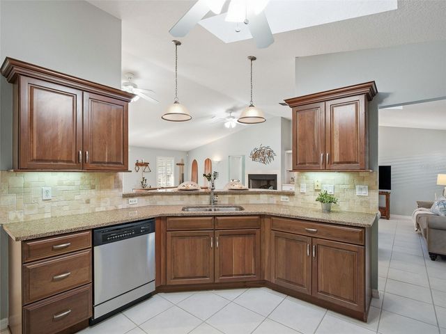 2014 N PENINSULA AVENUE, New Smyrna Beach, FL 32169