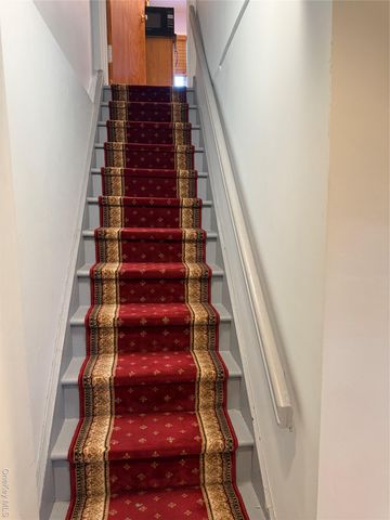 110-51 64th Road 25, Forest Hills, NY 11375