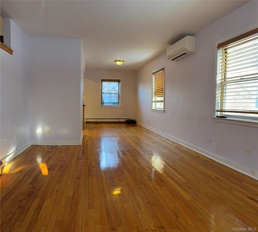 110-51 64th Road 25, Forest Hills, NY 11375