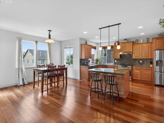 5907 Nw REDFOX Dr, Portland, OR 97229