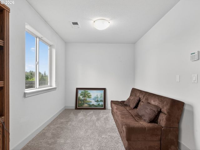 5907 Nw REDFOX Dr, Portland, OR 97229