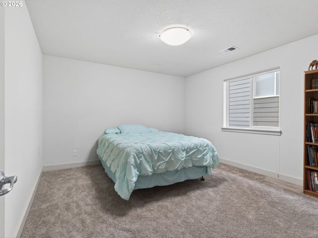 5907 Nw REDFOX Dr, Portland, OR 97229