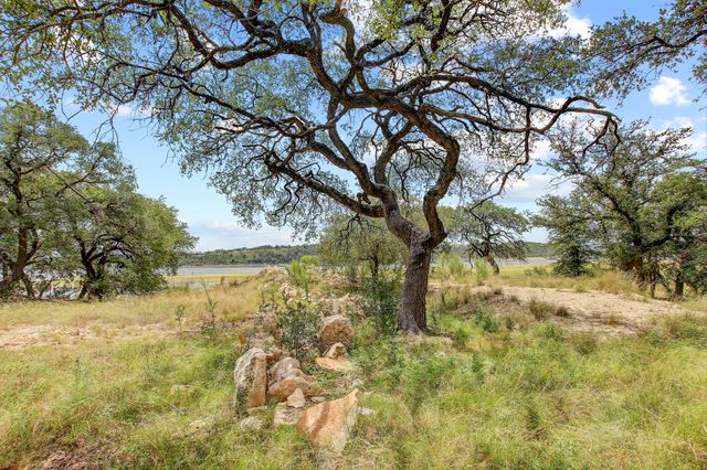 2702 Cornell CV, Lago Vista, TX 78645