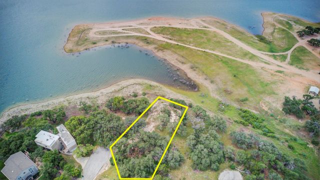 2702 Cornell CV, Lago Vista, TX 78645