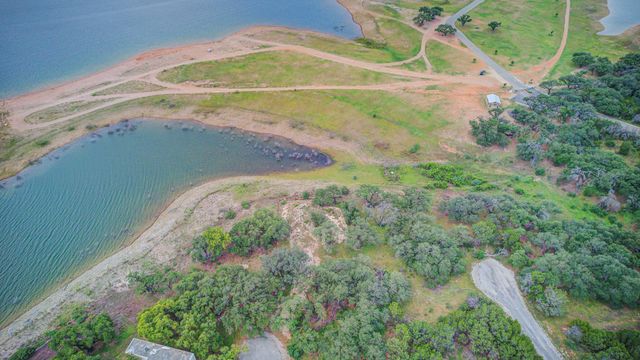2702 Cornell CV, Lago Vista, TX 78645