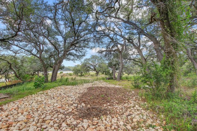 2702 Cornell CV, Lago Vista, TX 78645