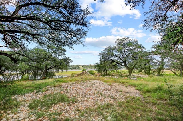 2702 Cornell CV, Lago Vista, TX 78645