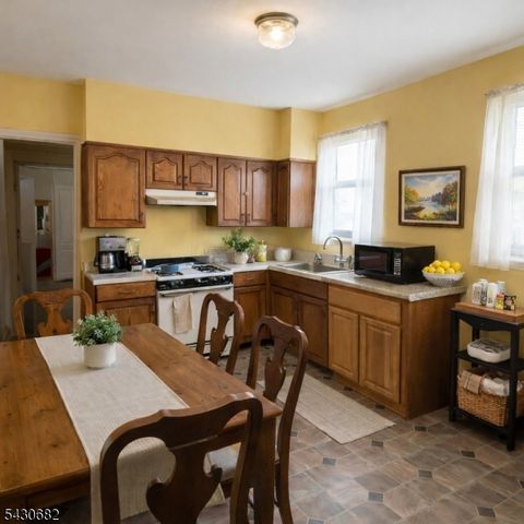 391 High St, City Of Orange Twp., NJ 07050