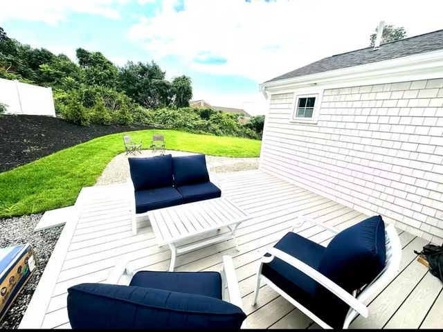 6 Pasture Hill Rd, Plymouth, MA 02360