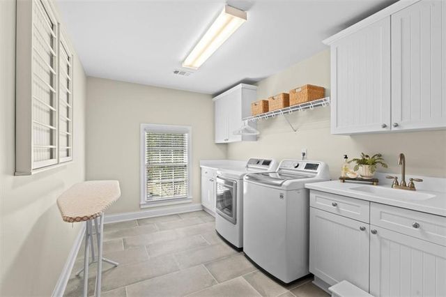 1002 Tyle Street NW, Kennesaw, GA 30152