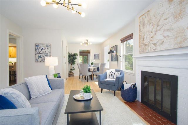 238 Kensington Drive, Madison, WI 53704