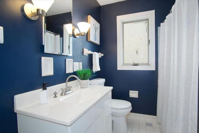 238 Kensington Drive, Madison, WI 53704