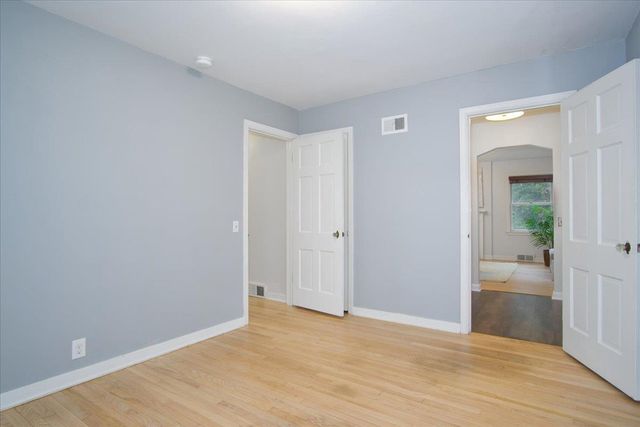 238 Kensington Drive, Madison, WI 53704