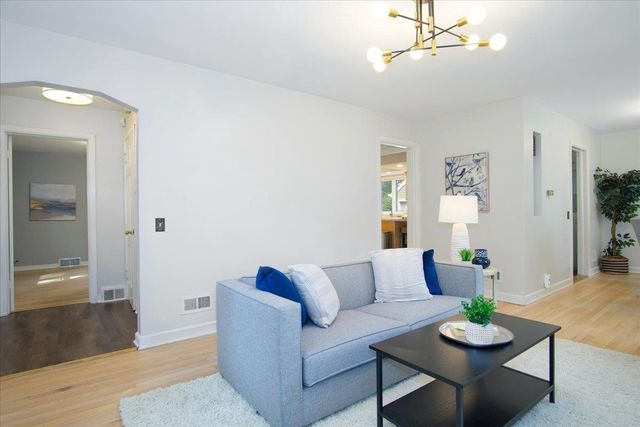 238 Kensington Drive, Madison, WI 53704