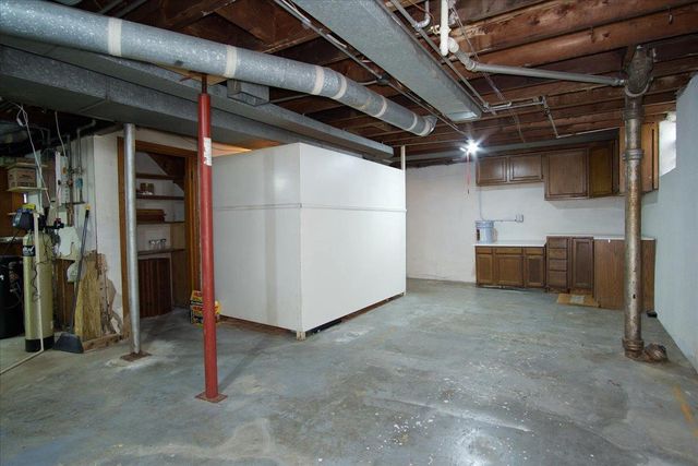 238 Kensington Drive, Madison, WI 53704