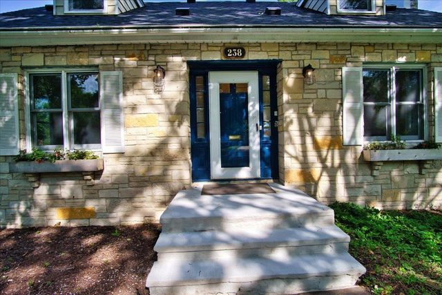 238 Kensington Drive, Madison, WI 53704