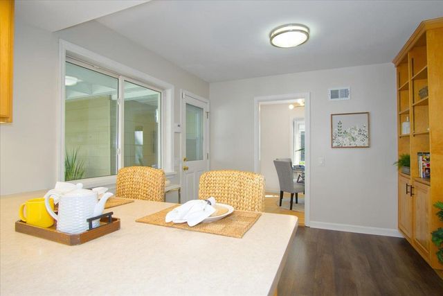 238 Kensington Drive, Madison, WI 53704
