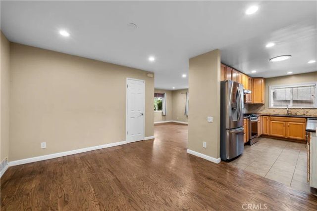 23741 Archwood St, West Hills, CA 91307