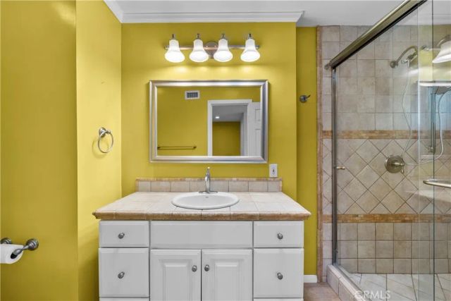 23741 Archwood St, West Hills, CA 91307