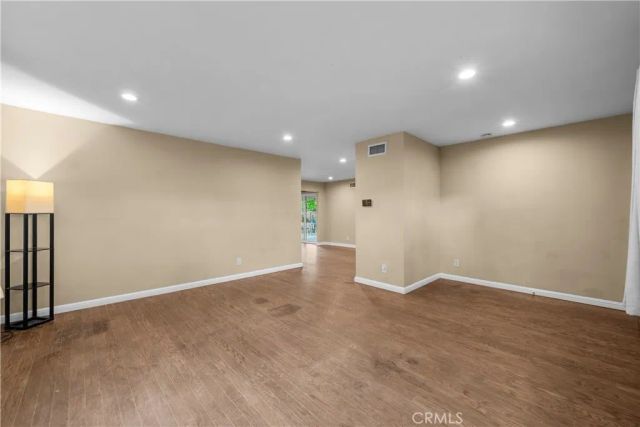 23741 Archwood St, West Hills, CA 91307