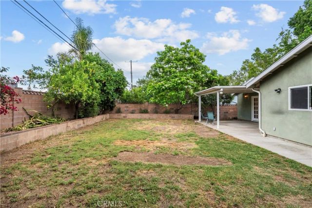 23741 Archwood St, West Hills, CA 91307