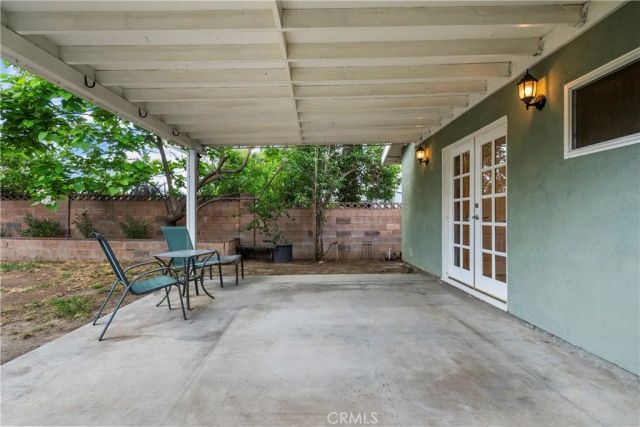 23741 Archwood St, West Hills, CA 91307