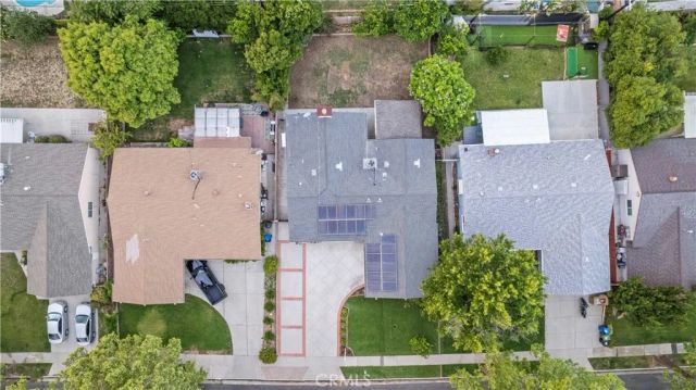 23741 Archwood St, West Hills, CA 91307