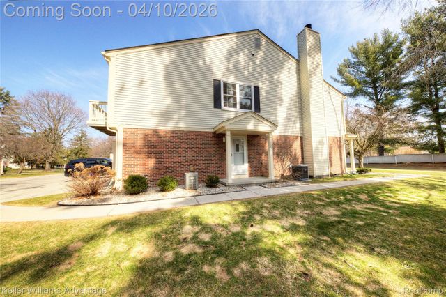 2038 Hidden Meadows Drive D, Walled Lake, MI 48390
