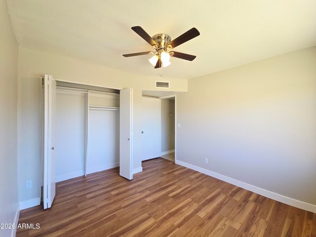 5132 W LAS PALMARITAS Drive, Glendale, AZ 85302