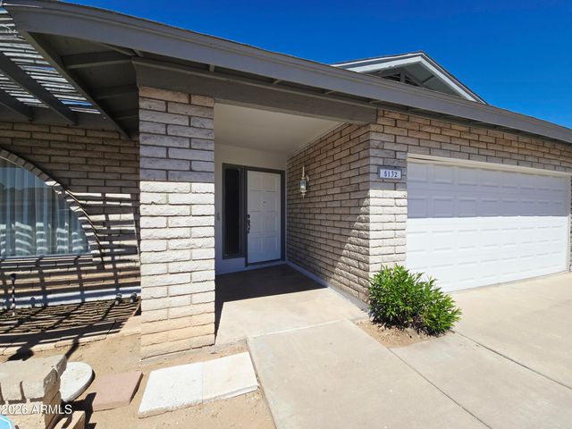 5132 W LAS PALMARITAS Drive, Glendale, AZ 85302