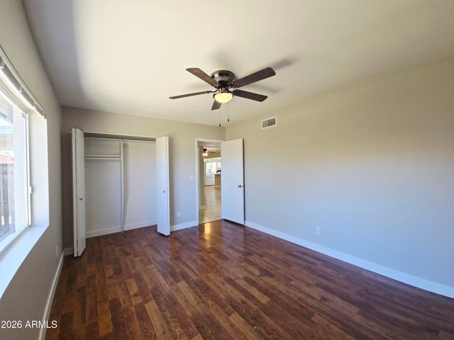 5132 W LAS PALMARITAS Drive, Glendale, AZ 85302