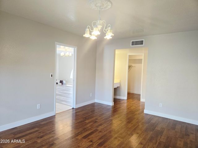 5132 W LAS PALMARITAS Drive, Glendale, AZ 85302