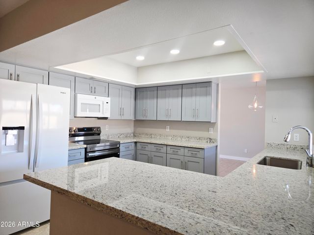 5132 W LAS PALMARITAS Drive, Glendale, AZ 85302