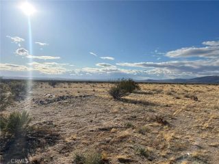 2 Goldfich, Yucca Valley, CA 92285