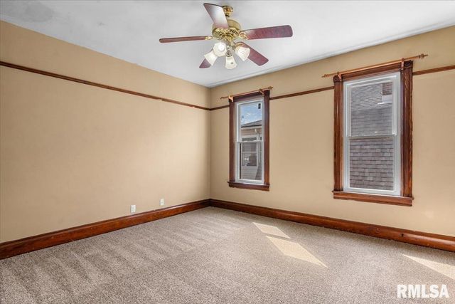 534 W VINE Street, Springfield, IL 62704