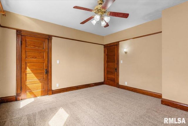 534 W VINE Street, Springfield, IL 62704