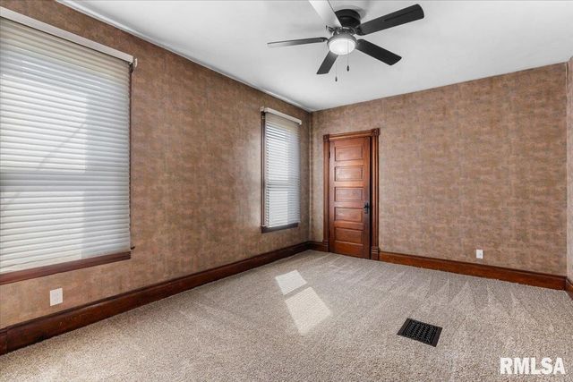 534 W VINE Street, Springfield, IL 62704