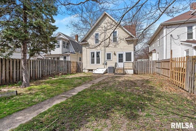 534 W VINE Street, Springfield, IL 62704