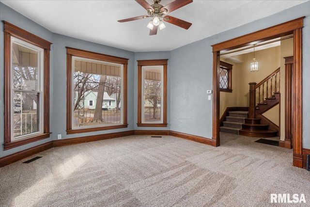 534 W VINE Street, Springfield, IL 62704