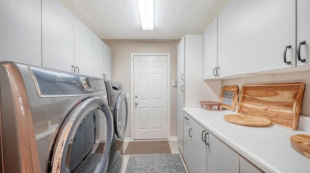 6801 ERICA LANE, Sarasota, FL 34241