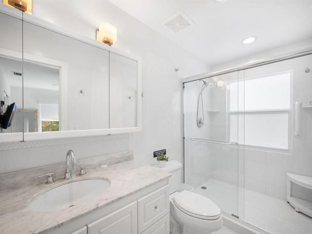 471 Mars Way, Juno Beach, FL 33408
