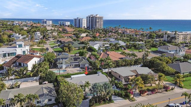 471 Mars Way, Juno Beach, FL 33408